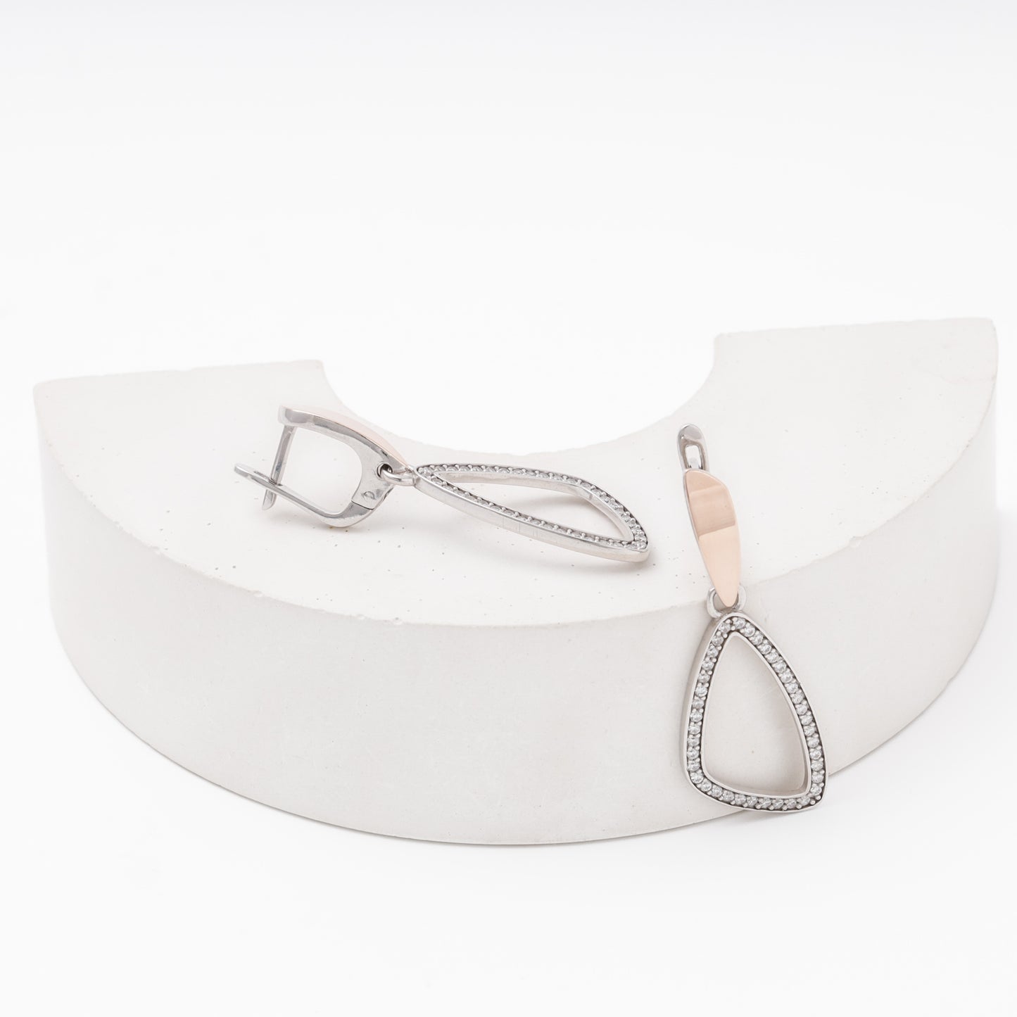 Silver 925 drop earrings with elongated open triangle outline — Kabluchka