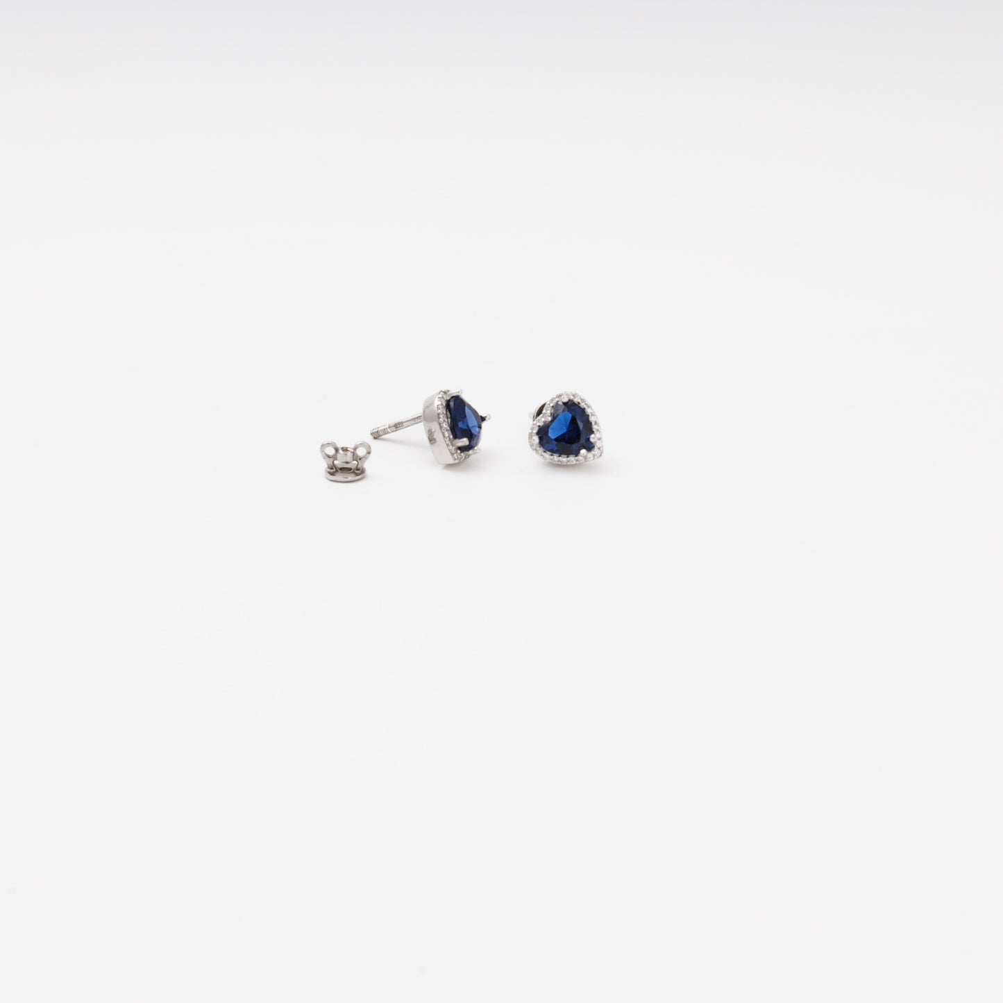 Blue heart stud earrings silver 925 detail — Kabluchka