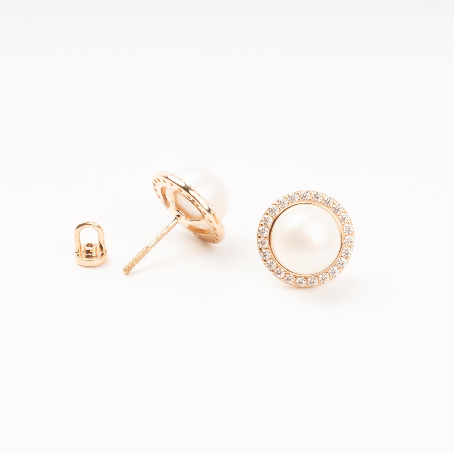 Gold stud earrings cultured pearl screw-back 585 | Kabluchka