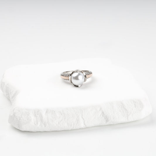 Imitation pearl ring with open circular design — Kabluchka Jewelry Store