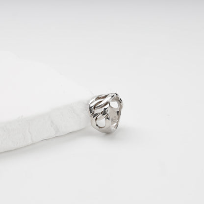 Silver 925 chain-inspired ring, side profile — Kabluchka