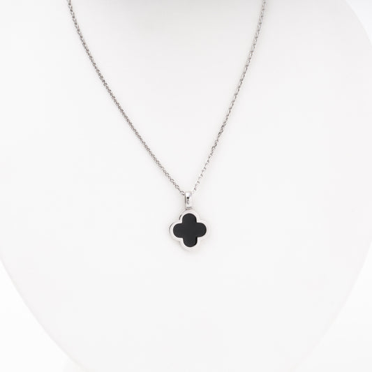 Silver 925 clover pendant with black enamel on necklace — Kabluchka