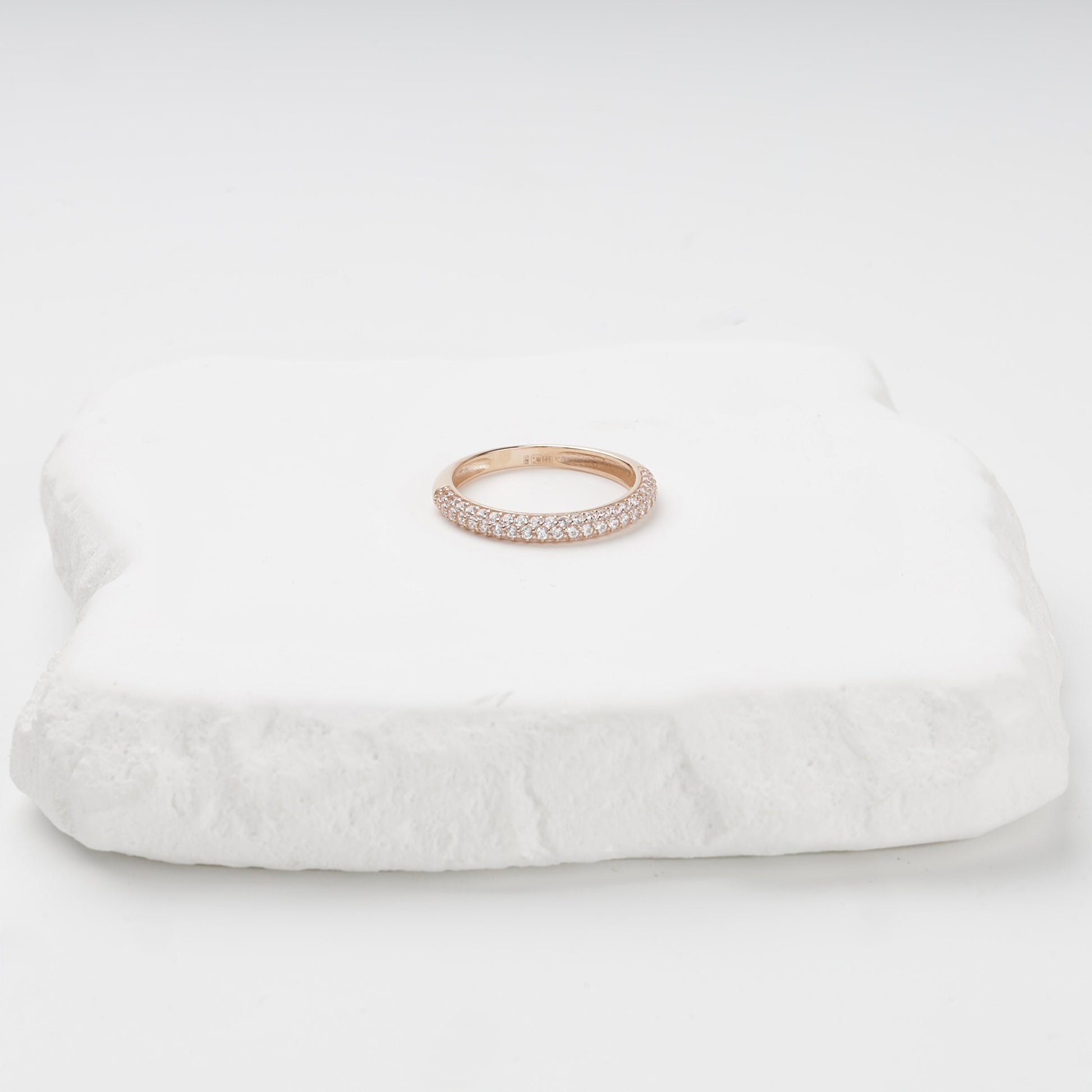 Rose Gold 14K double-row pavé cubic zirconia band ring