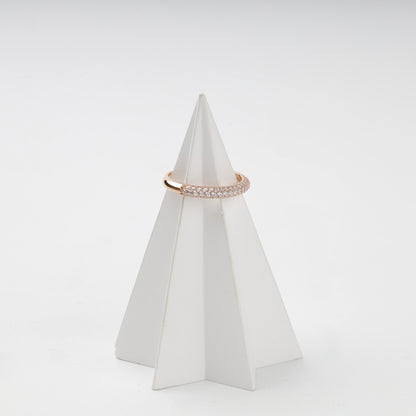 Rose Gold 585 pavé band, angled side view