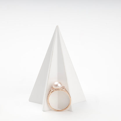 Rose Gold 585 cultured pearl halo ring, side view — Kabluchka