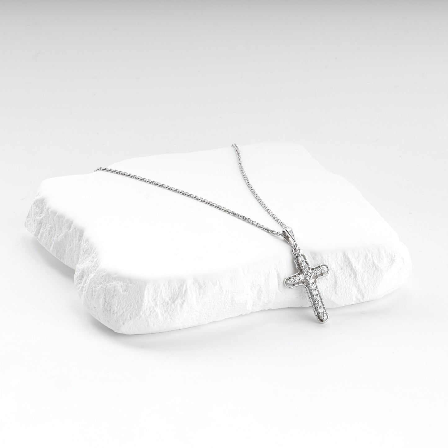 Rhodium-plated Silver 925 cubic zirconia cross pendant, product view 3 — Kabluchka