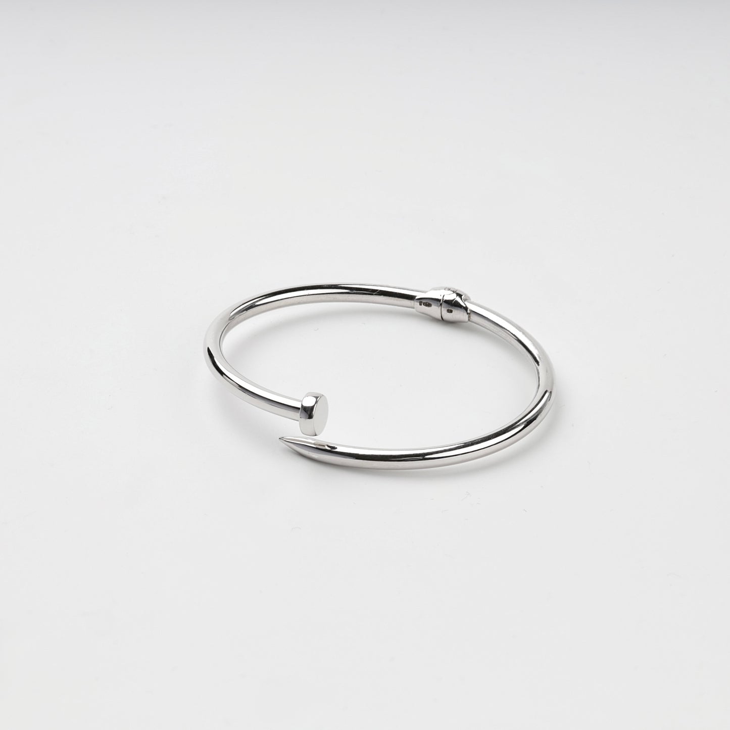 Rhodium-plated Silver 925 nail bangle bracelet, front view