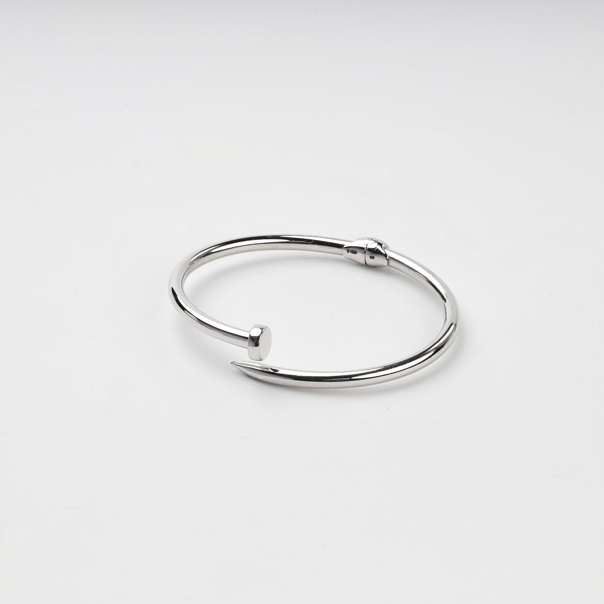 Rhodium-plated Silver 925 nail bangle bracelet, front view