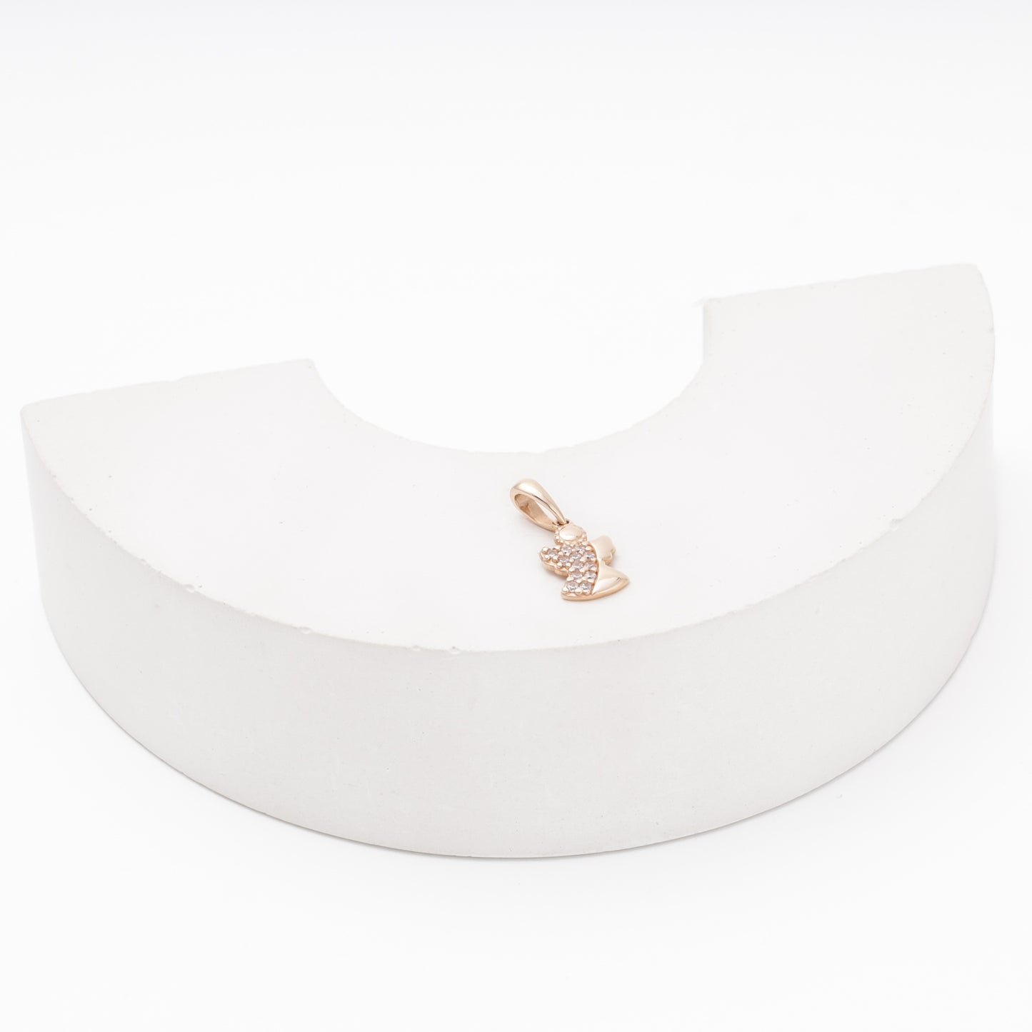 Gold angel pendant with cubic zirconia — Kabluchka