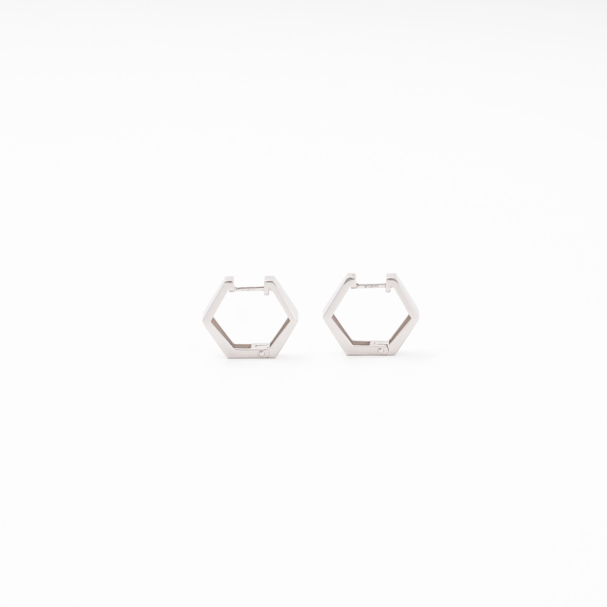 14K white gold hexagon earrings clicker — Kabluchka
