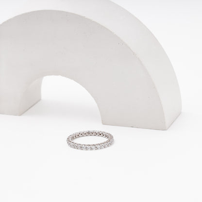 White Gold 585 ring with 29 CZ stones — full circle view — Kabluchka