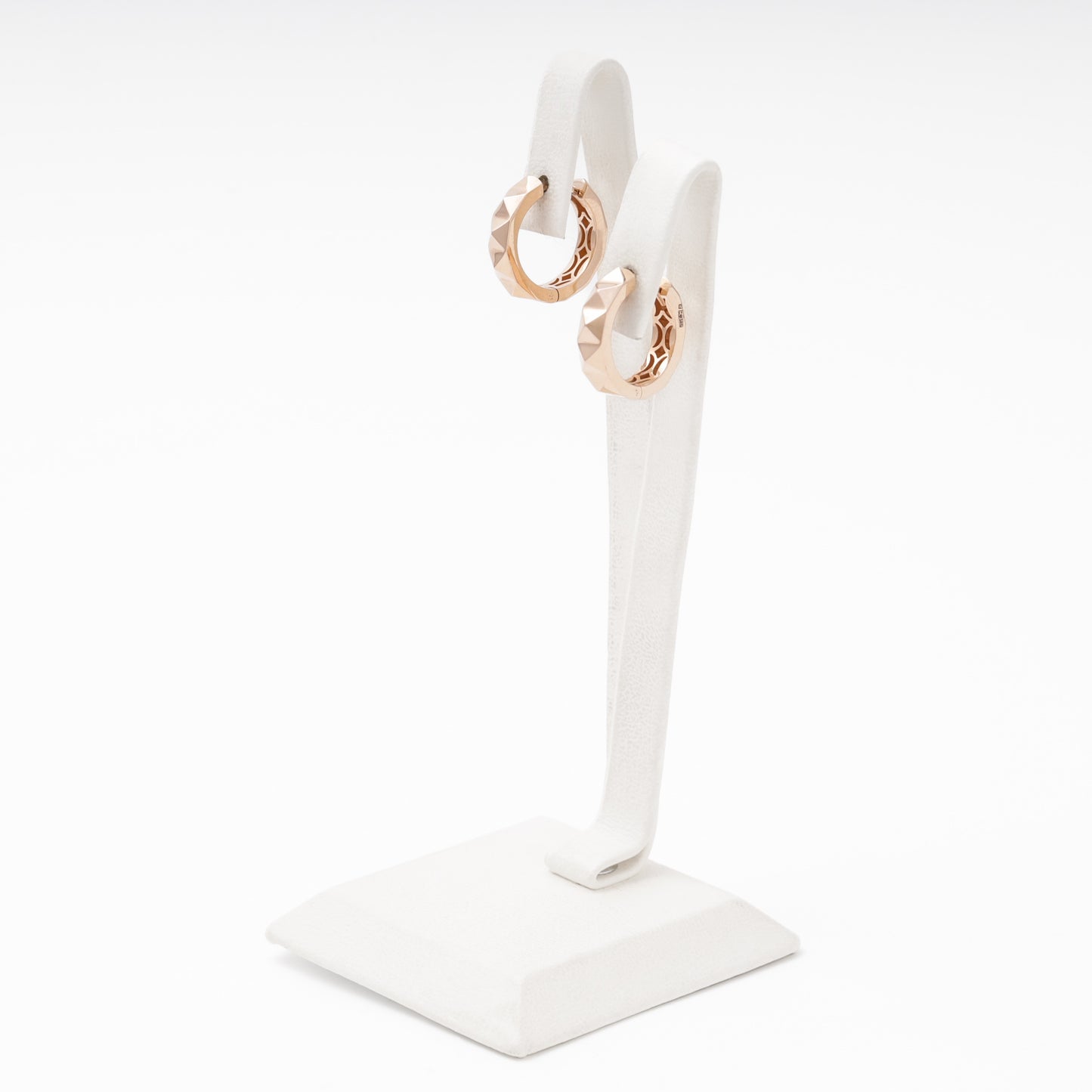 Rose gold 585 wide hoop earrings geometric lattice detail — Kabluchka