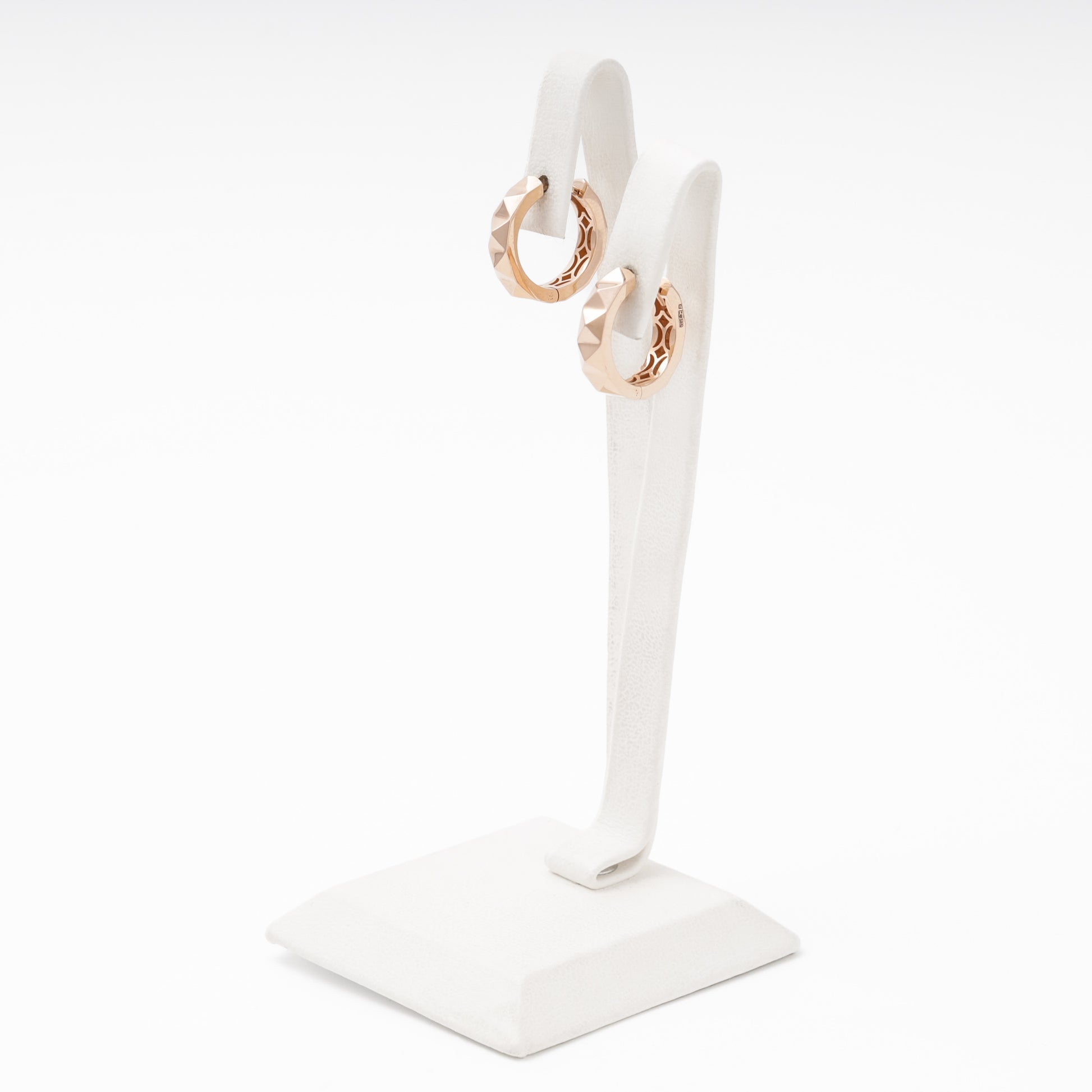 Rose gold 585 wide hoop earrings geometric lattice detail — Kabluchka