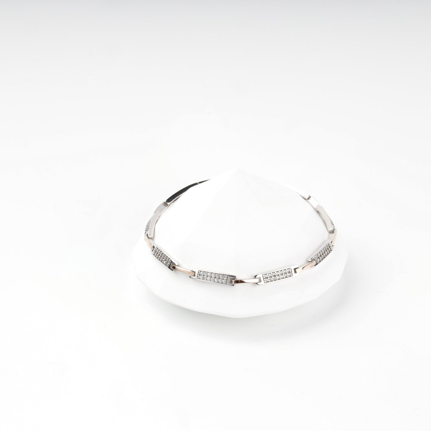 Geometric zirconia bracelet with rectangular links — Kabluchka Jewelry Store