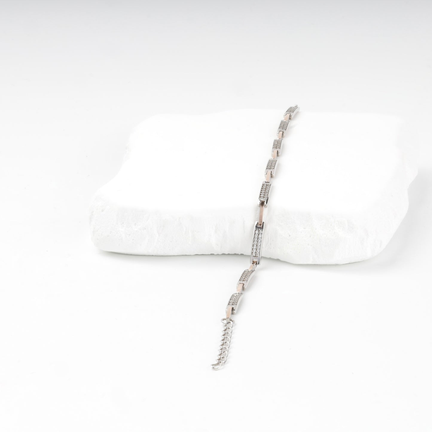 Cubic zirconia link bracelet laid flat — Kabluchka