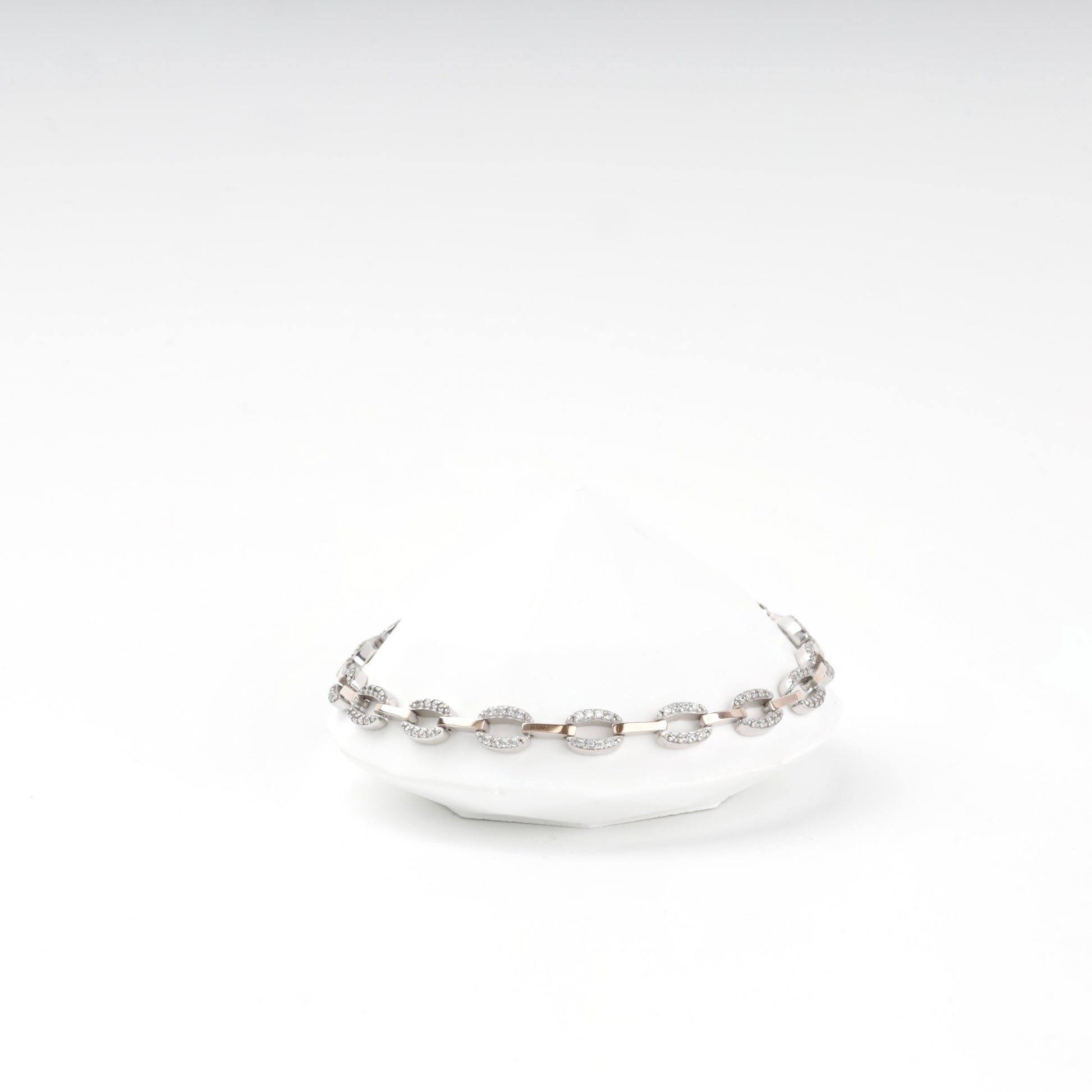 Two-tone cubic zirconia link bracelet front view — Kabluchka