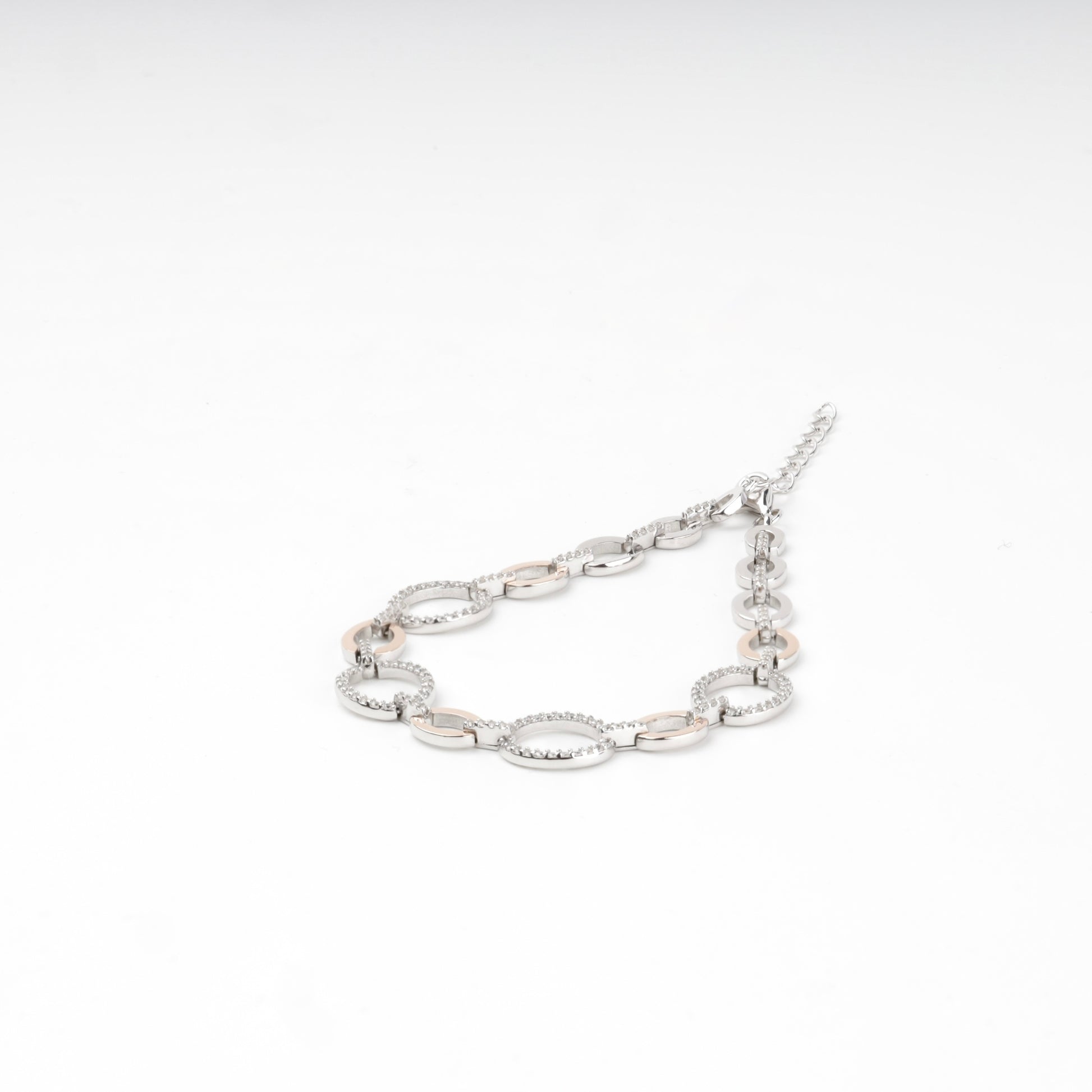 Open round link bracelet arranged in a circle — Kabluchka Jewelry Store