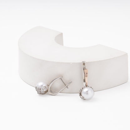 Silver drop earrings with imitation pearl — open closure detail — Kabluchka