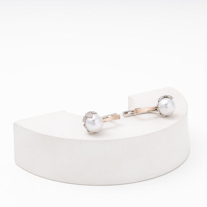 Pearl drop earrings with CZ setting and English lock — Kabluchka