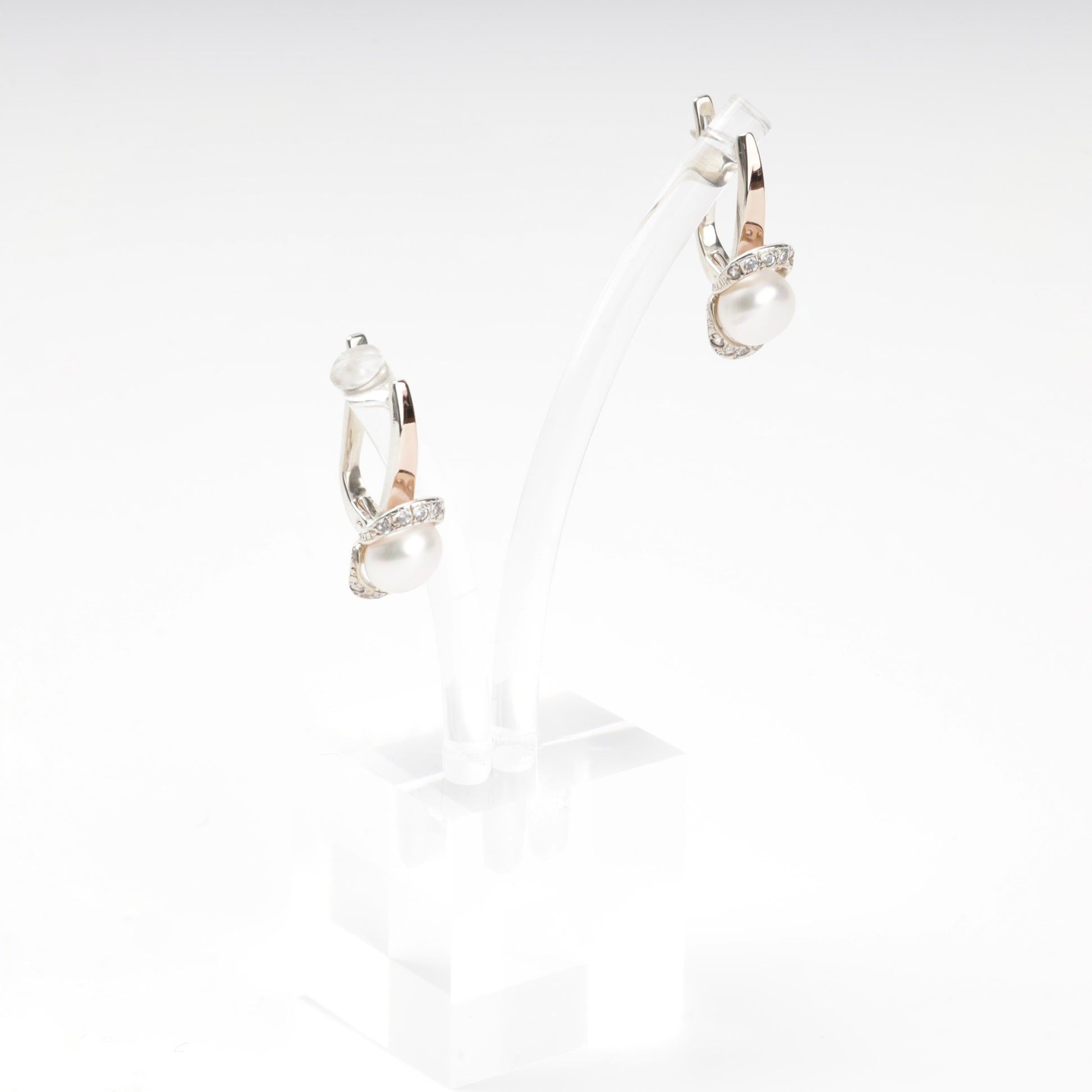 Silver 925 pearl earrings with Gold 375 accents — front view — Kabluchka