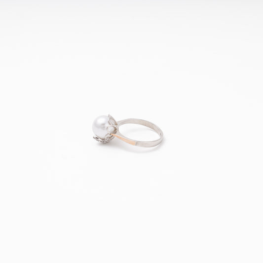 Side view — Silver pearl ring with CZ petals and rose gold accent — Kabluchka