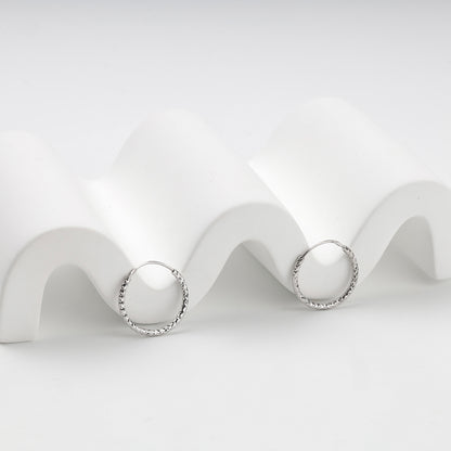 Diamond-cut texture on slim Silver 925 hoops