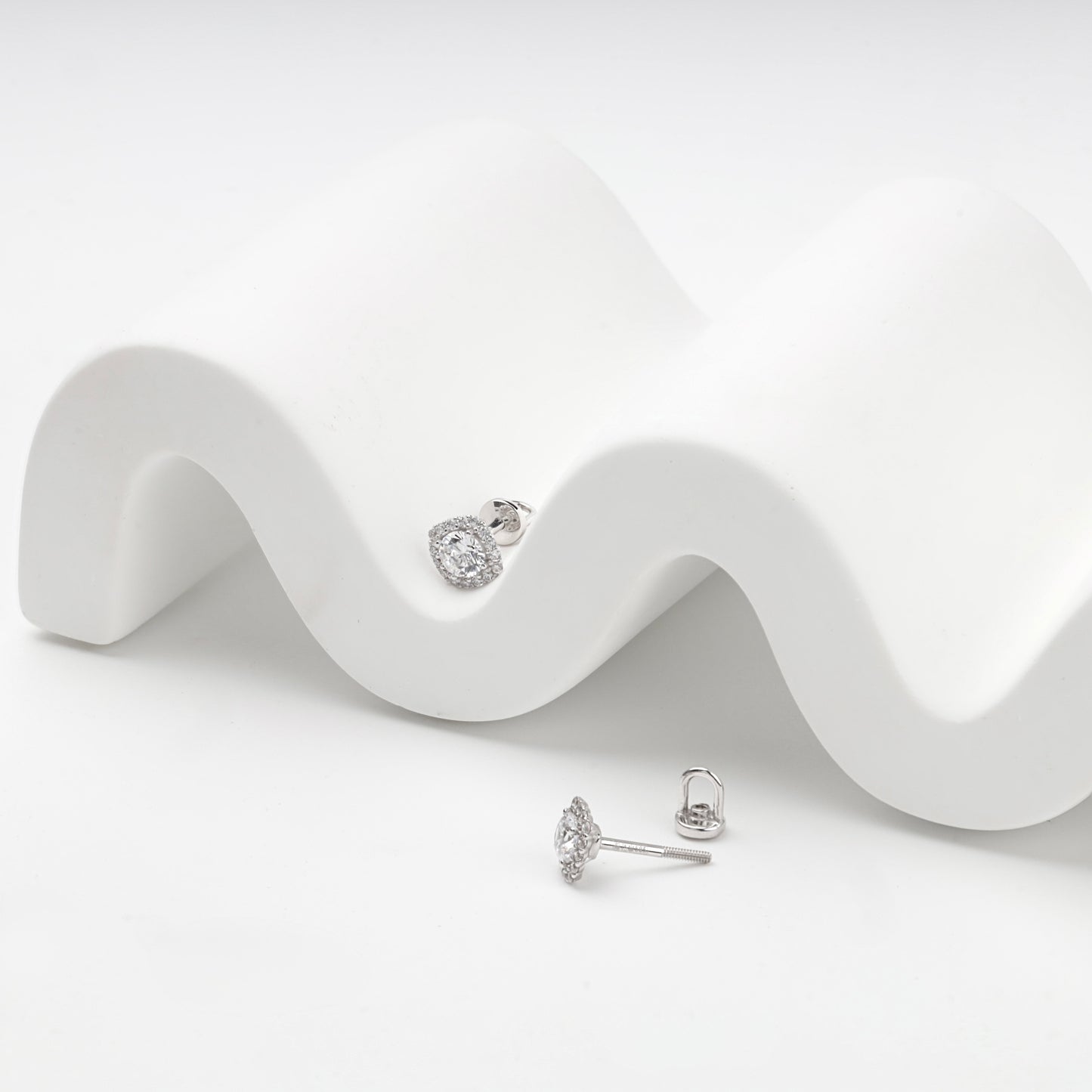 Cubic zirconia halo stud with screw-back side view
