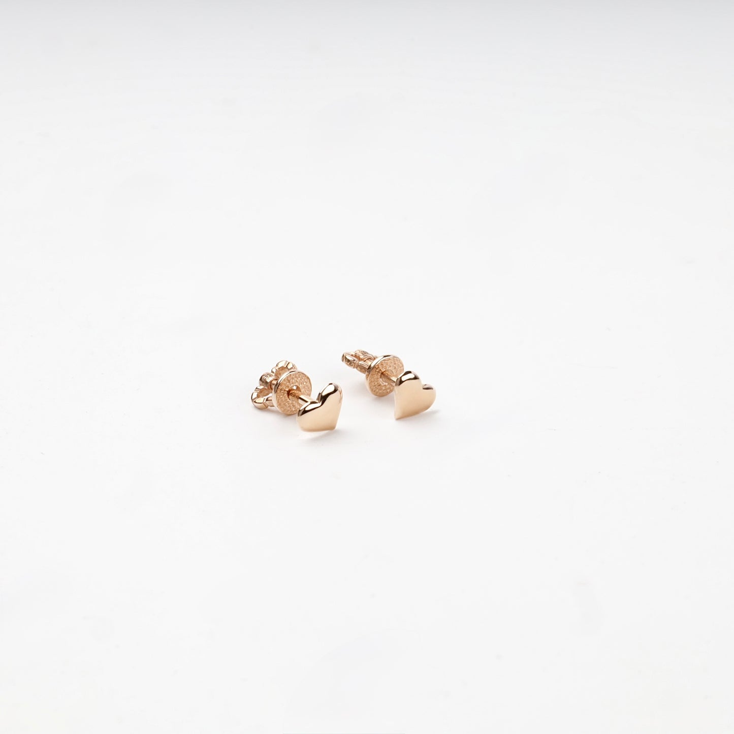 Rose Gold 14K heart stud earrings, product view 2 — Kabluchka