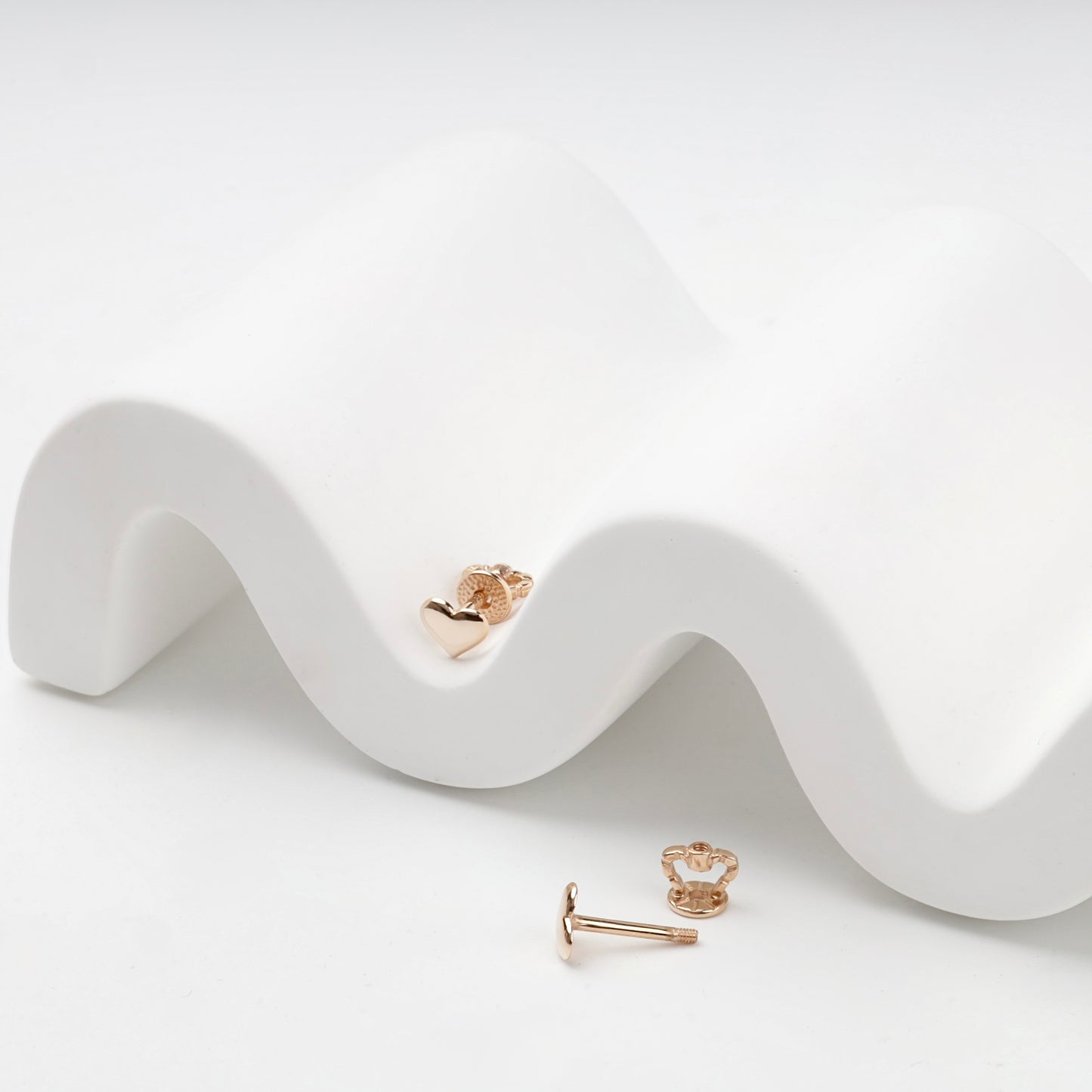 Rose Gold 14K heart stud earrings, product view 6 — Kabluchka