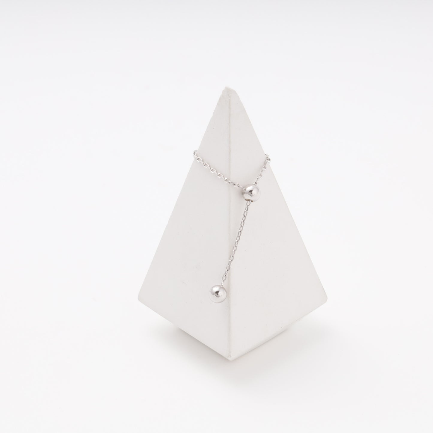 Silver 925 Adjustable Chain Ring with Ball Accents — on pyramid stand — Kabluchka