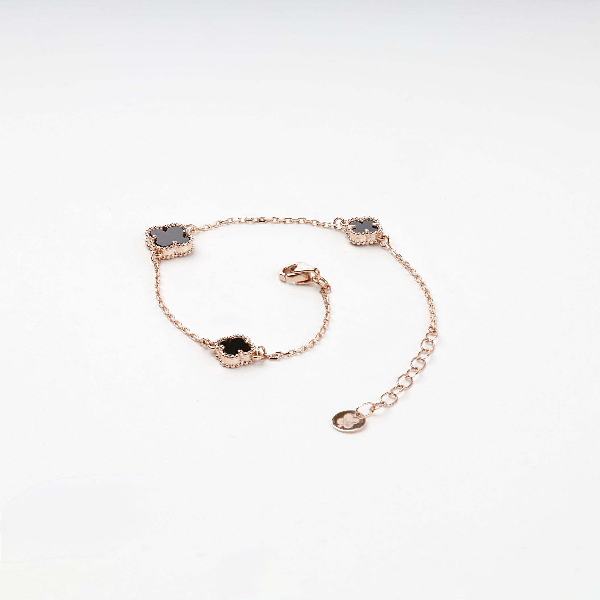 Onyx clover station bracelet with lobster clasp — Kabluchka