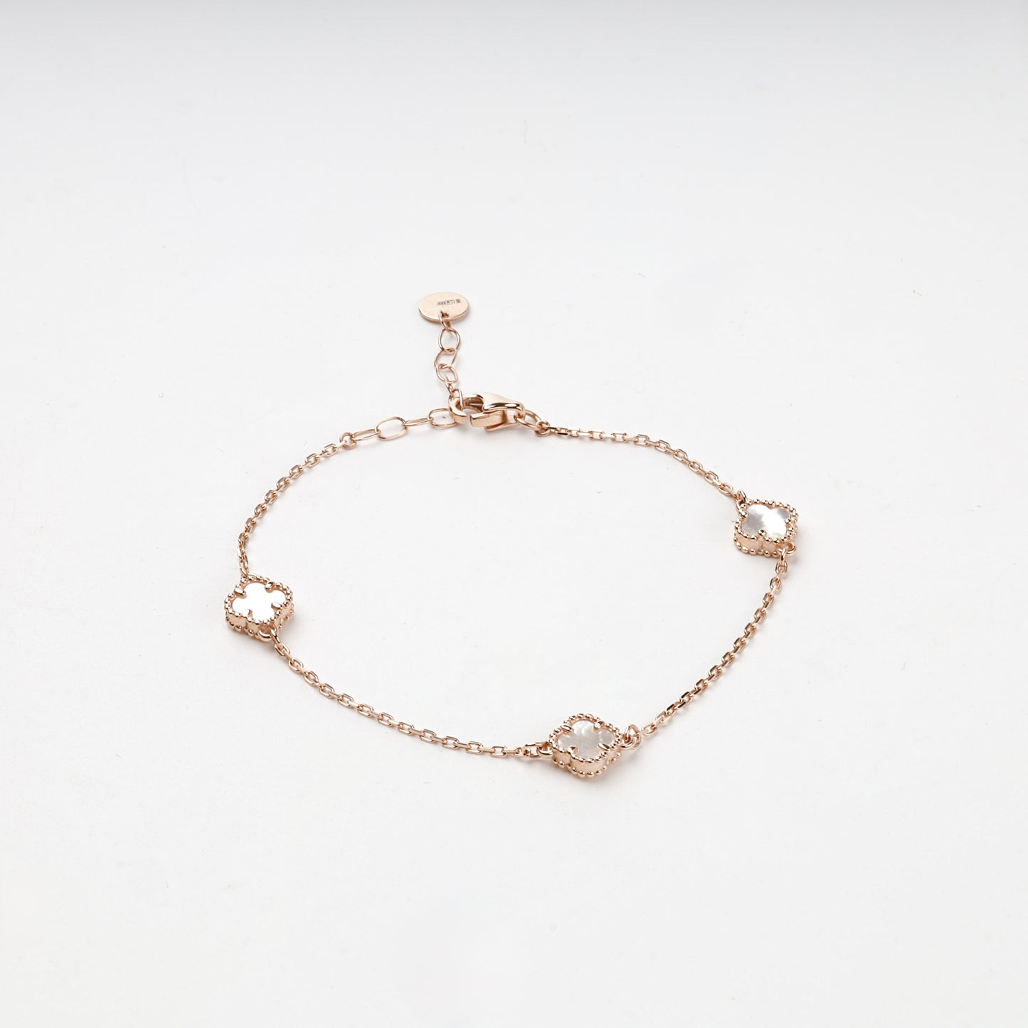 Rose Gold 14K delicate mother-of-pearl clover bracelet — Kabluchka