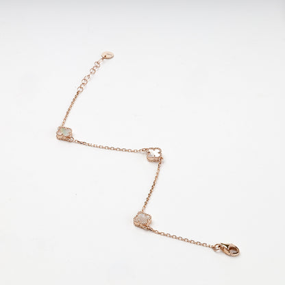 Mother-of-pearl clover station bracelet, full view — Kabluchka