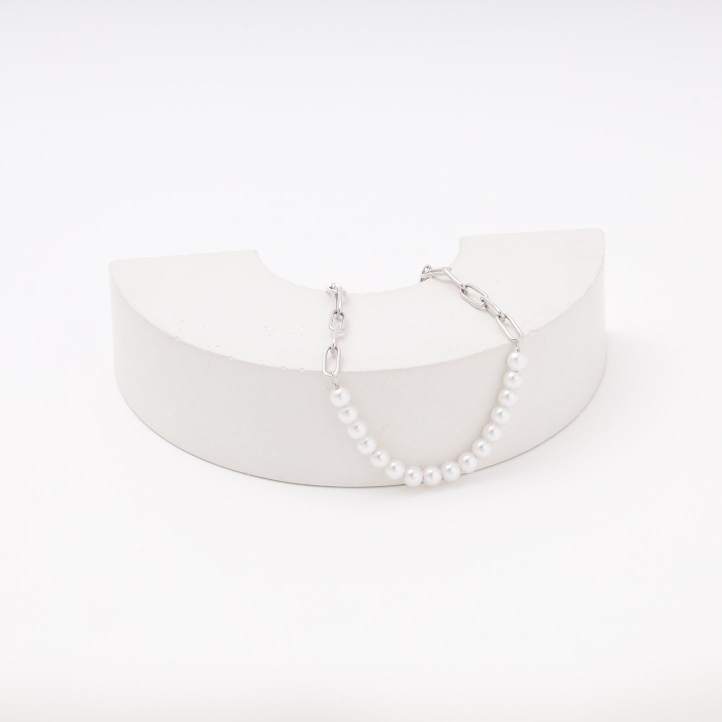 Silver 925 pearl bracelet with lobster clasp — Kabluchka