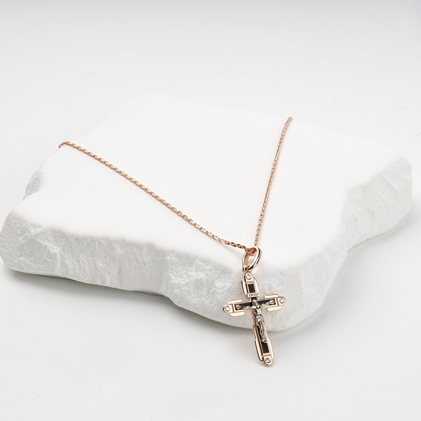 Gold crucifix pendant with black enamel on chain for styling — Kabluchka
