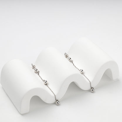 Silver 925 ball chain threader earrings on sculpted display — Kabluchka