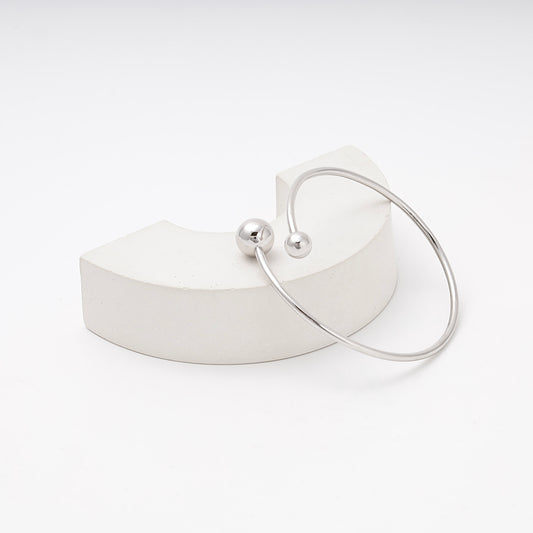 Silver 925 open bangle bracelet on display — Kabluchka