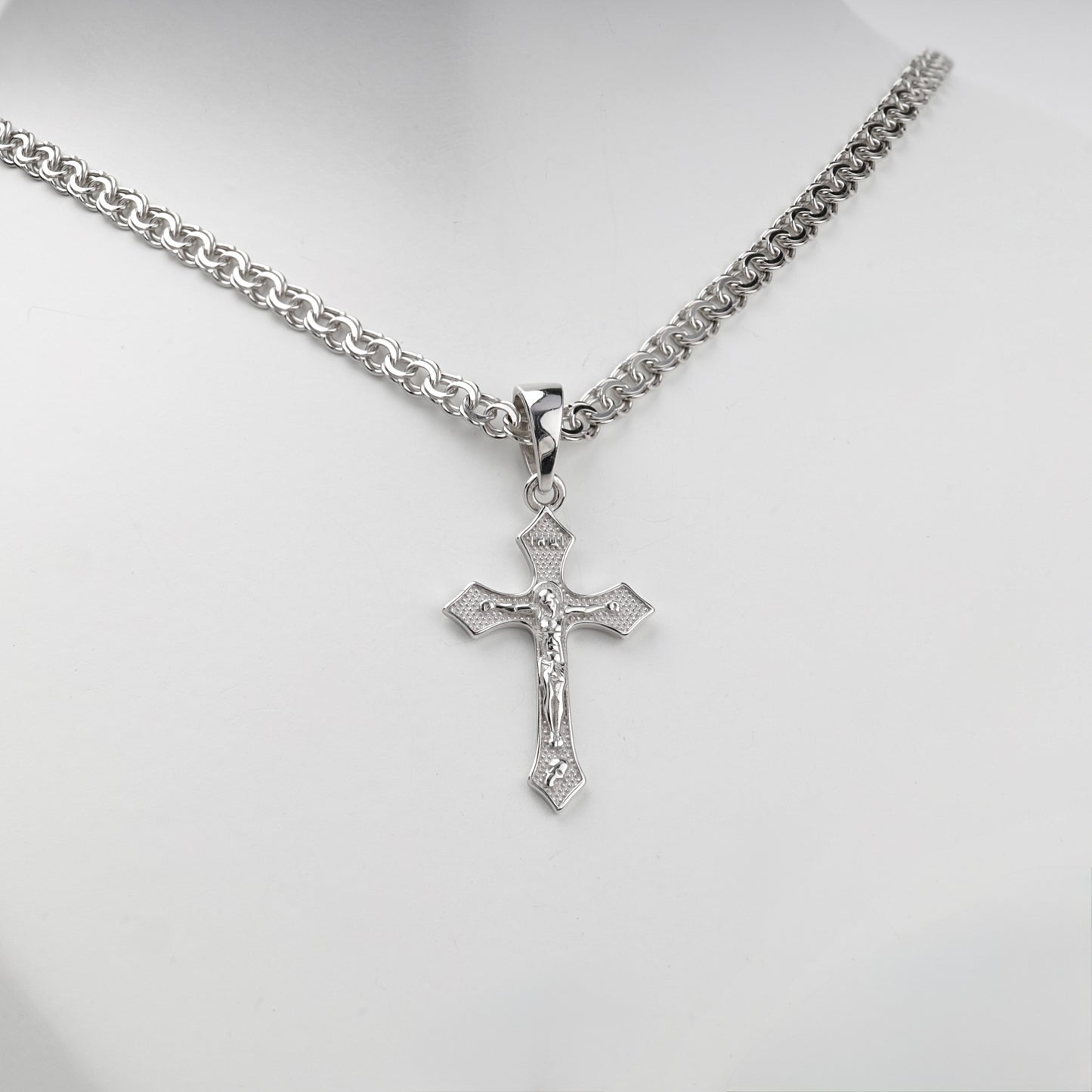 Silver 925 textured Orthodox crucifix pendant — reverse inscription detail — Kabluchka