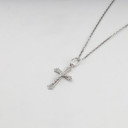 Silver 925 decorative-edge Orthodox crucifix pendant — crucifix close-up — Kabluchka