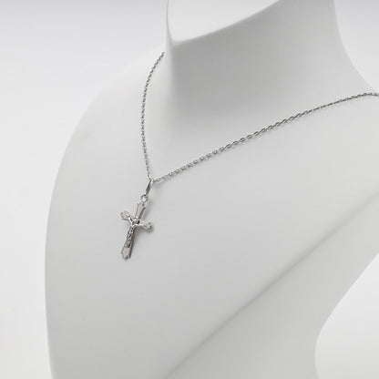 Silver 925 decorative-edge Orthodox crucifix pendant — display view — Kabluchka