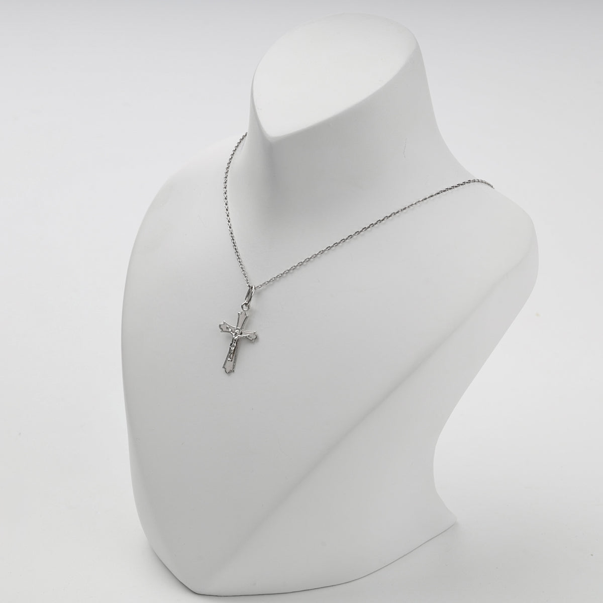 Silver 925 decorative-edge Orthodox crucifix pendant — decorative border detail — Kabluchka