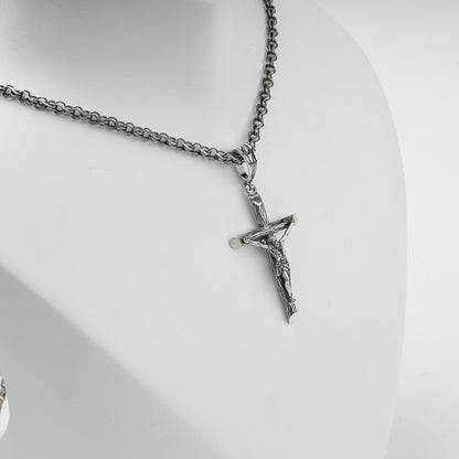 Textured Silver 925 cross pendant, angled view