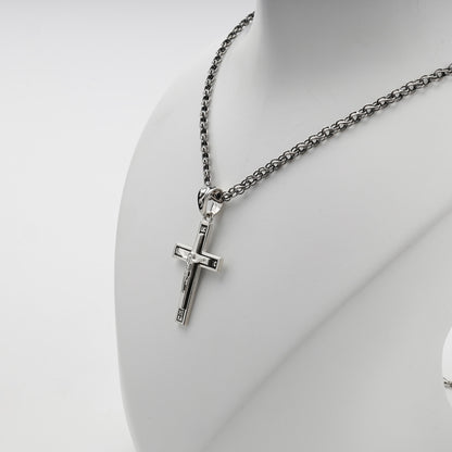 Silver 925 Orthodox crucifix pendant on display — Kabluchka