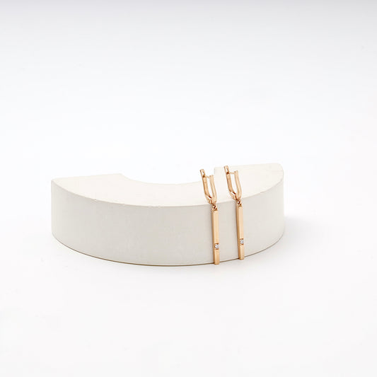 Rose Gold minimalist bar drop earrings front view — Kabluchka