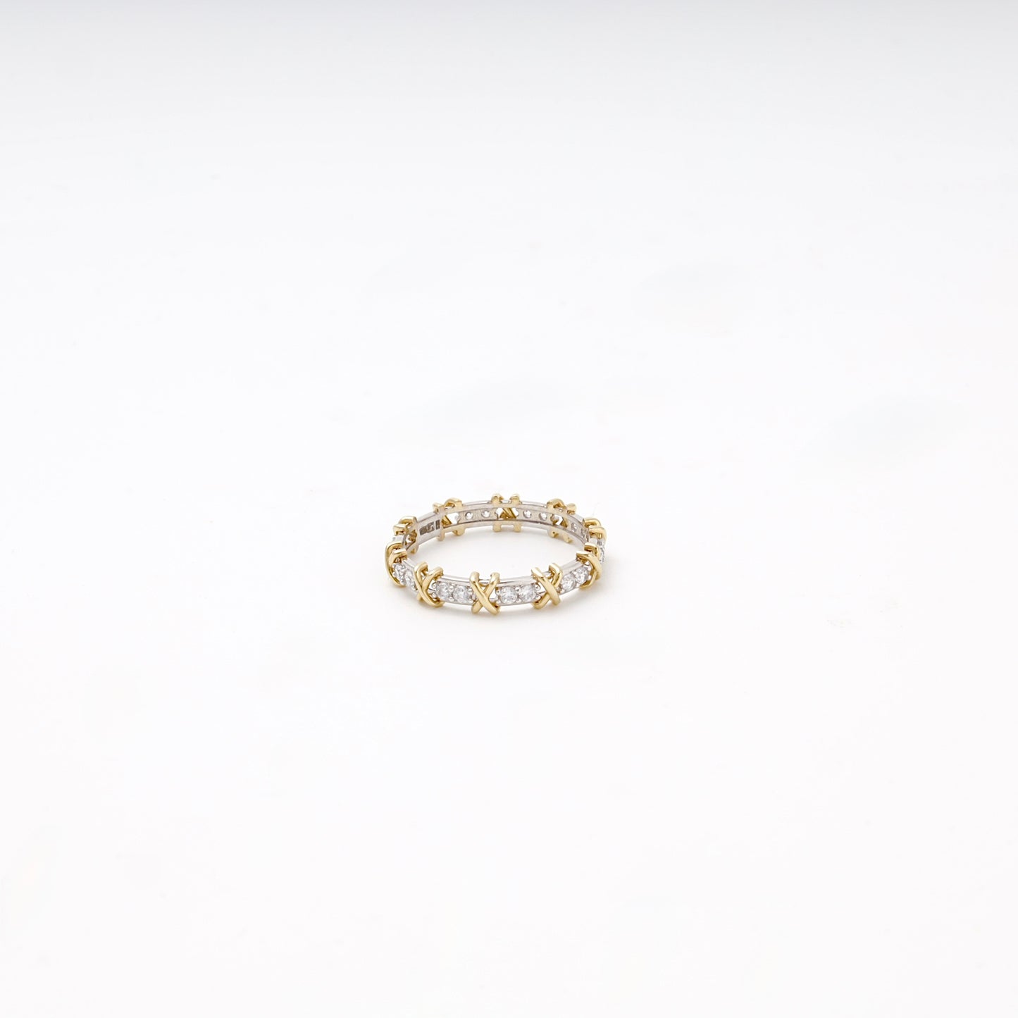 Gold 585 Two-Tone Eternity Ring with X Design and CZ — detail — Kabluchka