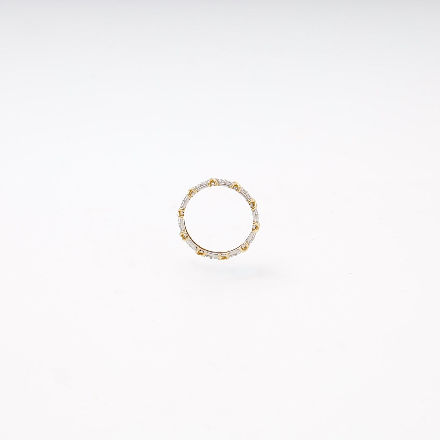 Gold 585 Two-Tone Eternity Ring with X Design and CZ — angled view — Kabluchka