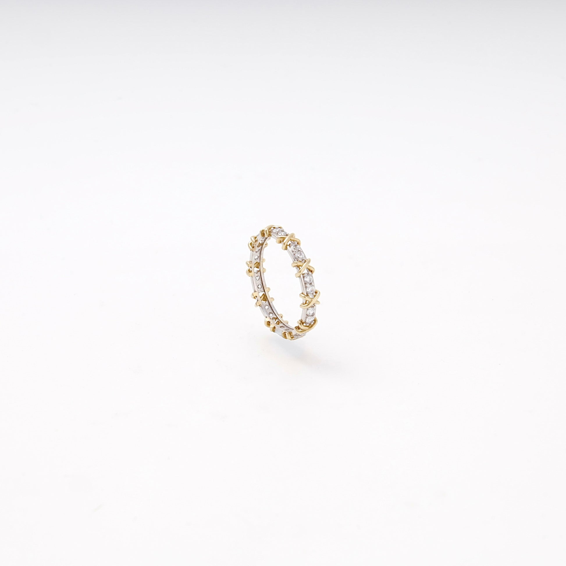 Gold 585 Two-Tone Eternity Ring with X Design and CZ — side view — Kabluchka