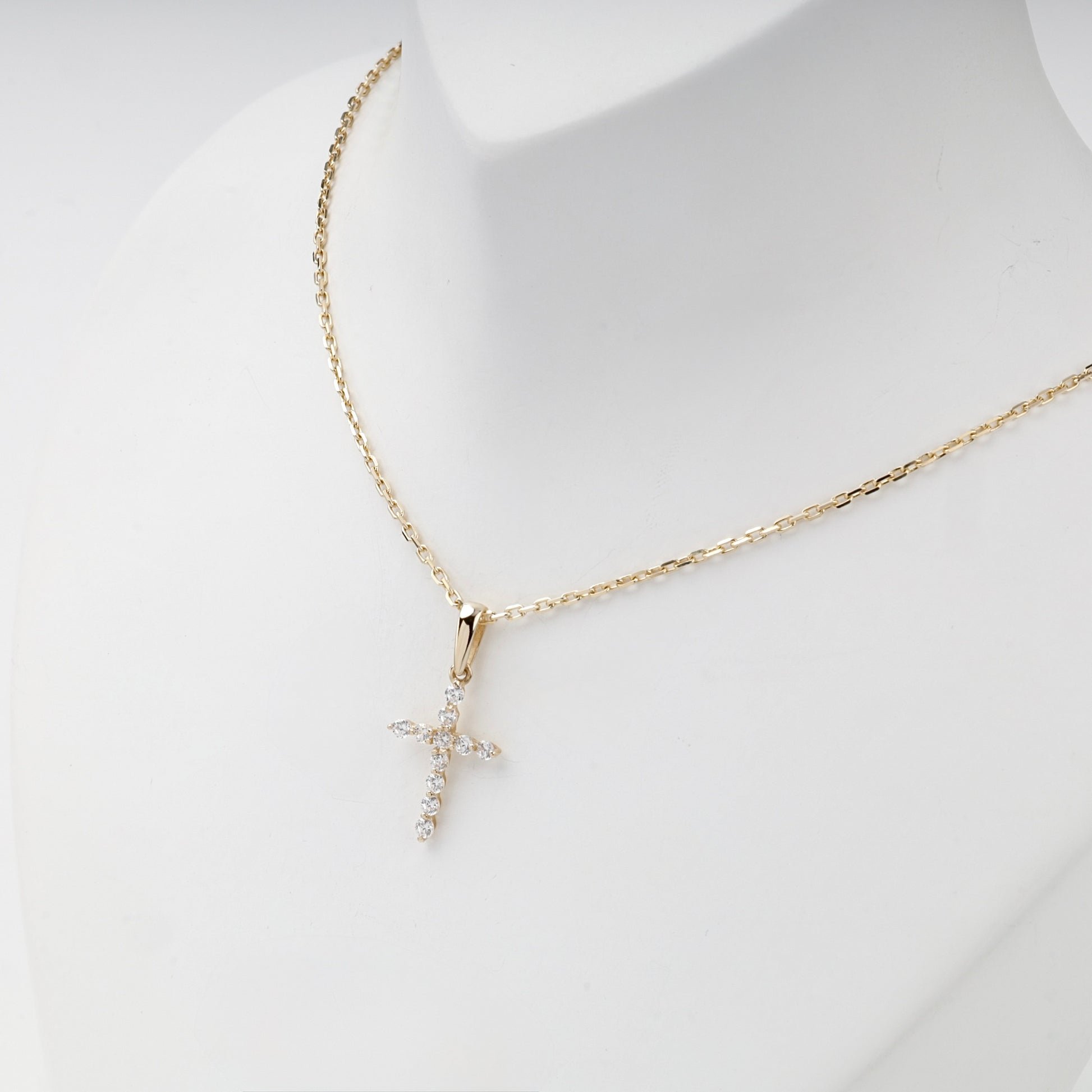 Yellow Gold 14K (585) cubic zirconia cross pendant, product view 3 — Kabluchka
