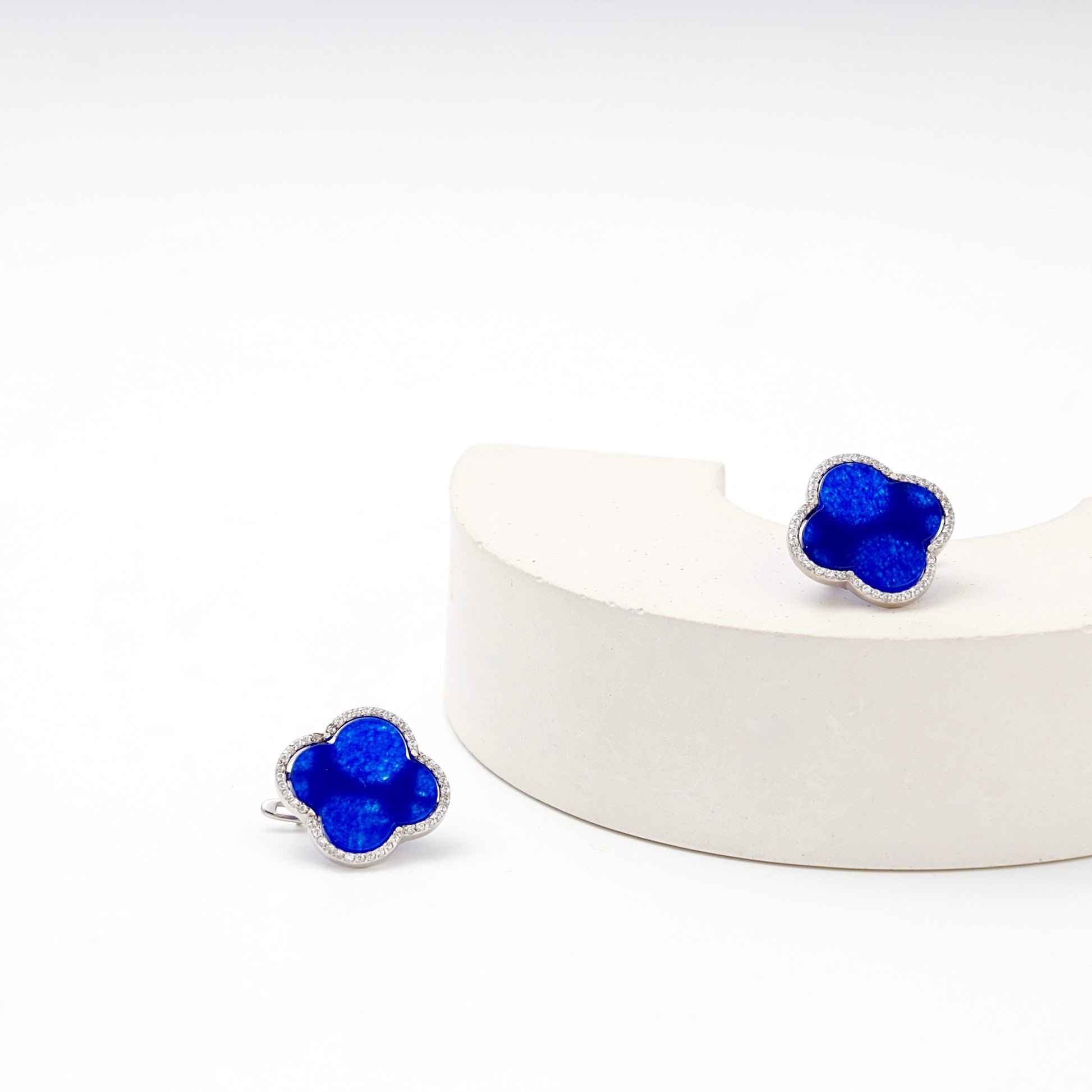 Silver 925 Blue Clover Earrings flat lay — Kabluchka