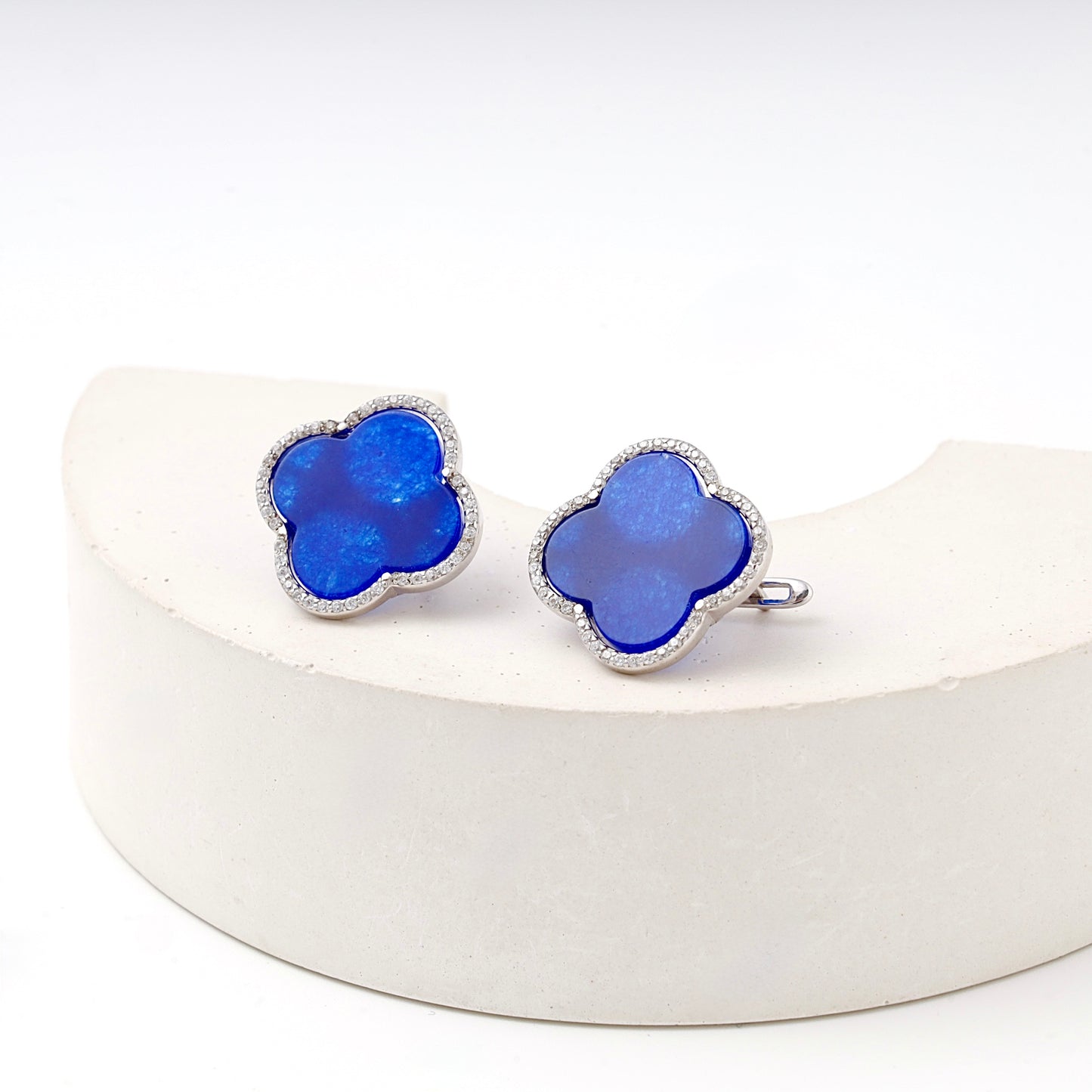 Silver 925 Blue Clover Earrings pair view — Kabluchka
